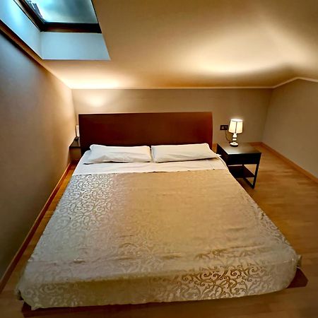 Family Apartment Verona Class "Residenze Del Cuore" Exterior foto